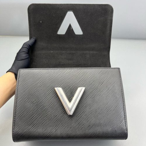 Louis Vuitton Twist MM Epi Black
