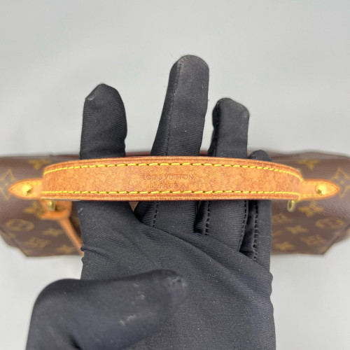 Louis Vuitton Cluny Mm Monogram Brown Louis Vuitton Cluny Mm Monogram Brown