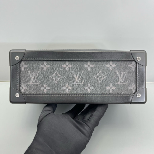 Louis Vuitton Soft Trunk Monogram Eclipse Black Louis Vuitton Soft Trunk Monogram Eclipse Black
