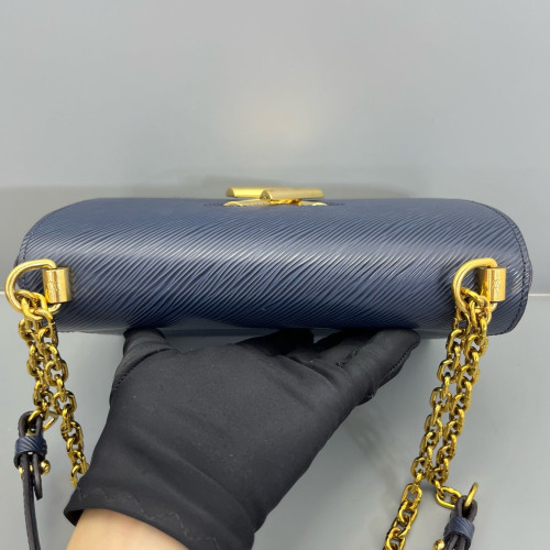 Louis Vuitton Twist MM Epi Blue