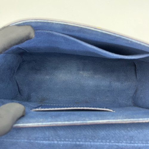 Louis Vuitton Twist MM Epi Blue