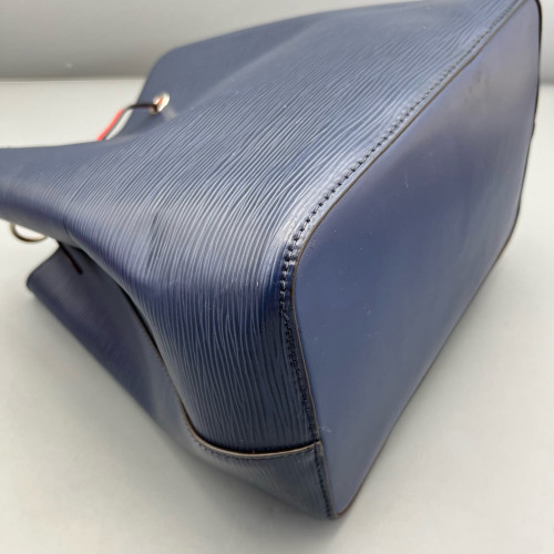 Louis Vuitton Neonoe MM Epi Blue Red