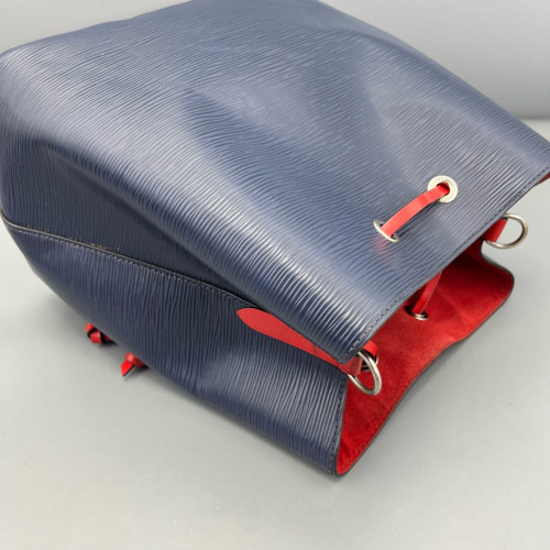Louis Vuitton Neonoe MM Epi Blue Red