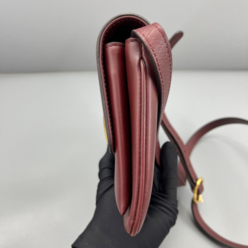 Gucci Small Arli Flap Shoulder Bag Calfskin Burgundy