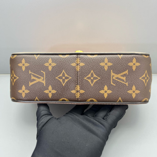 Louis Vuitton Cherrywood BB Vernis Monogram Light Pink Brown