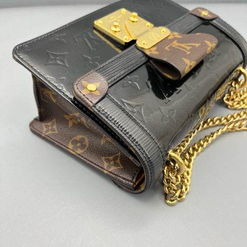 Louis Vuitton Wynwood Shoulder Bag Vernis Monogram Brown Black