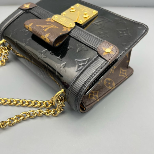 Louis Vuitton Wynwood Shoulder Bag Vernis Monogram Brown Black