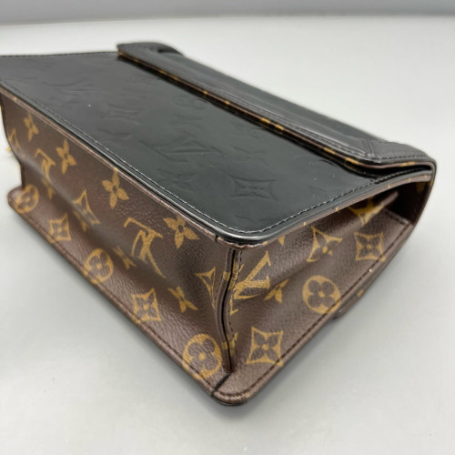 Louis Vuitton Wynwood Shoulder Bag Vernis Monogram Brown Black