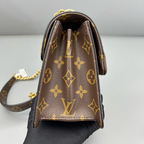 Louis Vuitton Wynwood Shoulder Bag Vernis Monogram Brown Black