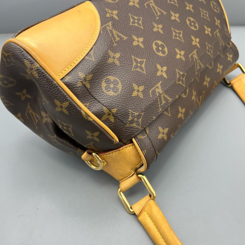 Louis Vuitton Beverly MM Monogram Brown