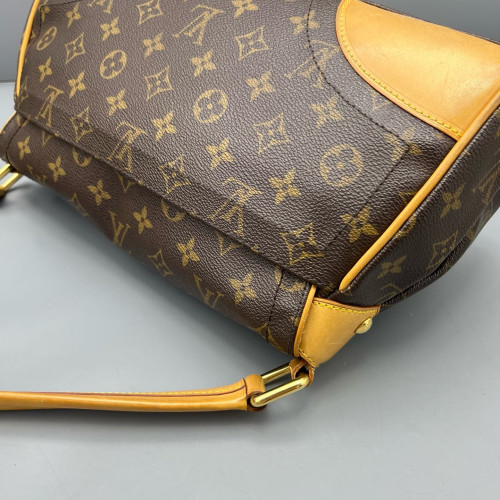 Louis Vuitton Beverly MM Monogram Brown