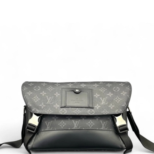 Louis Vuitton Voyager Messenger Monogram Eclipse Black