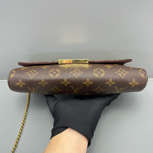 Louis Vuitton Favorite MM Monogram Brown