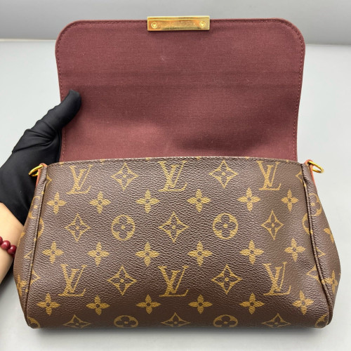 Louis Vuitton Favorite MM Monogram Brown