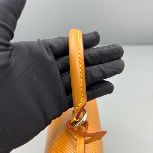 Louis Vuitton Cluny Mini Epi Tan