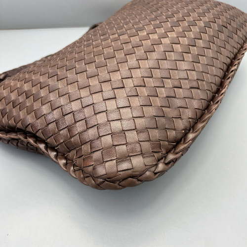 Bottega Veneta Medium Veneta Hobo Lambskin Intrecciato Nappa Brown