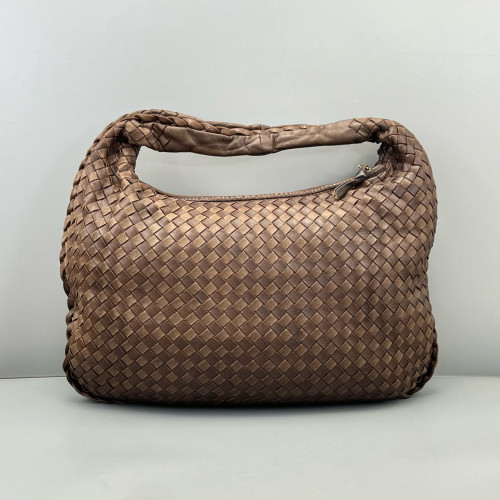Bottega Veneta Medium Veneta Hobo Lambskin Intrecciato Nappa Brown
