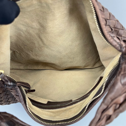 Bottega Veneta Medium Veneta Hobo Lambskin Intrecciato Nappa Brown