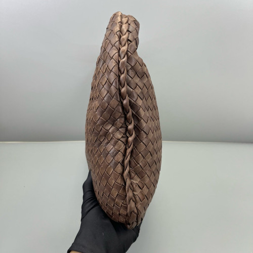 Bottega Veneta Medium Veneta Hobo Lambskin Intrecciato Nappa Brown