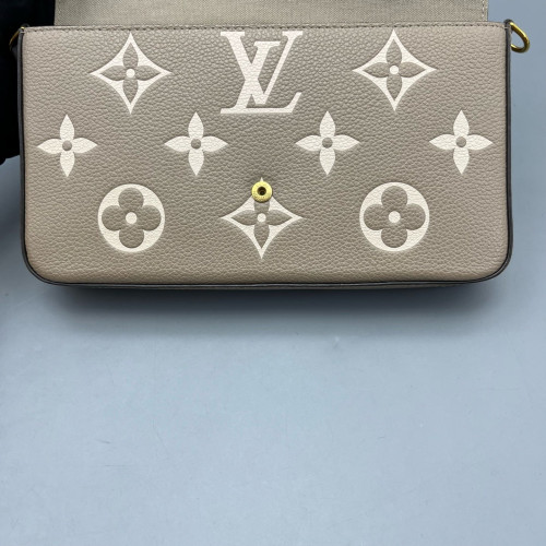 Louis Vuitton Pochette Felicie Chain Wallet Monogram Empreinte Giant Marmo Louis Vuitton Pochette Felicie Chain Wallet Monogram Empreinte Giant Marmo