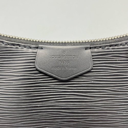 Louis Vuitton Easy Pouch On Strap Epi Black