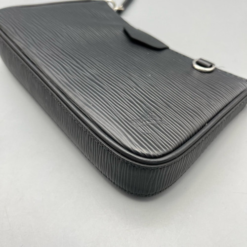 Louis Vuitton Easy Pouch On Strap Epi Black