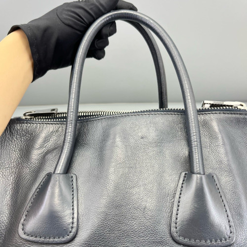 Prada Tote Bag Calfskin Black