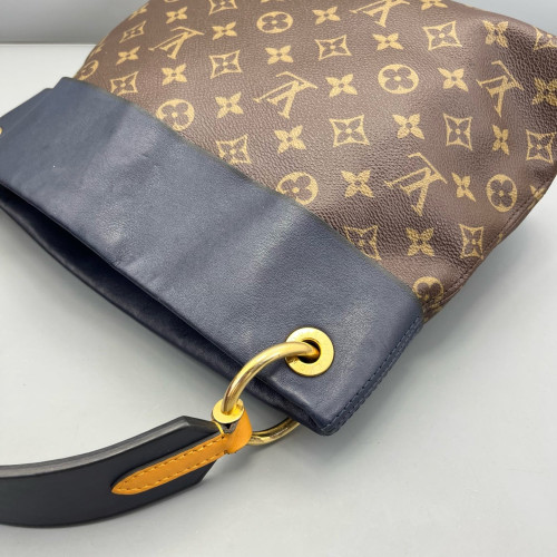 Louis Vuitton Tuileries Besace Monogram Brown