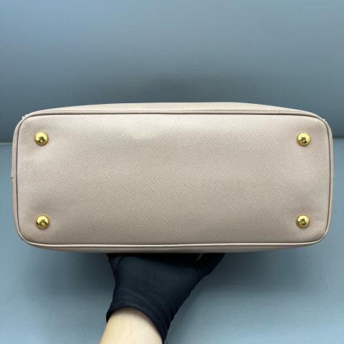 Prada Medium Galleria Double Zip Tote Saffiano Calfskin Nude Pink Prada Medium Galleria Double Zip Tote Saffiano Calfskin Nude Pink