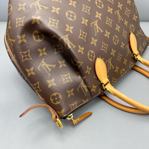 Louis Vuitton Turenne PM Monogram Brown