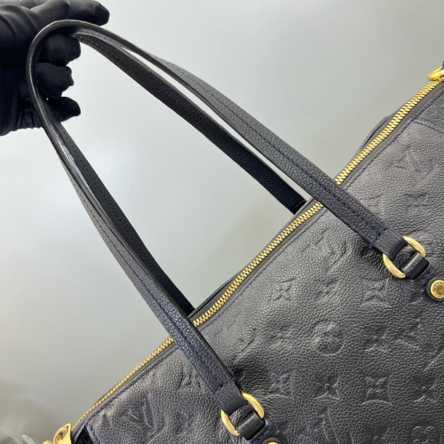 Louis Vuitton Lumineuse PM Monogram Empreinte Black