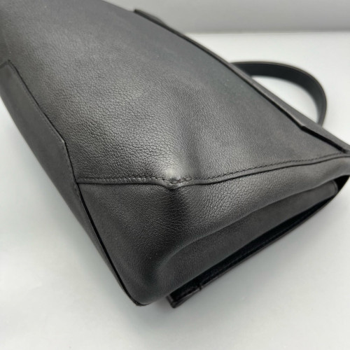 Louis Vuitton Lockme II Top Handle Calfskin Black