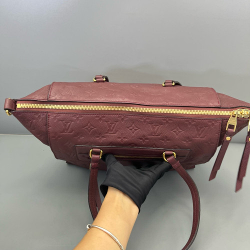 Louis Vuitton Lumineuse PM Monogram Empreinte Azalea
