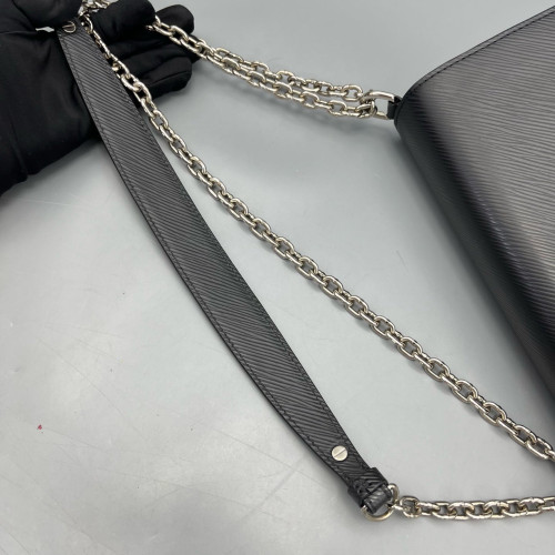 Louis Vuitton Twist MM Epi Black