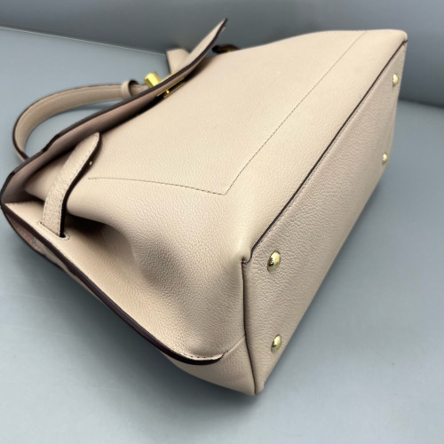 Louis Vuitton Lockme Ever MM Calfskin Natural Tan