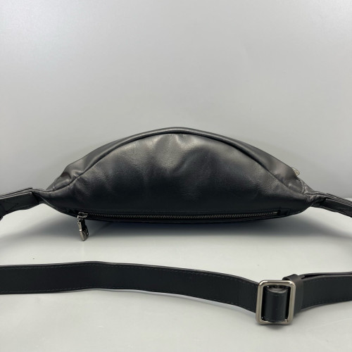 Louis Vuitton Discovery Bumbag PM Monogram Eclipse Black