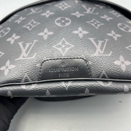 Louis Vuitton Discovery Bumbag PM Monogram Eclipse Black