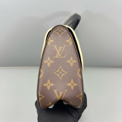Louis Vuitton Chain It PM Monogram Brown