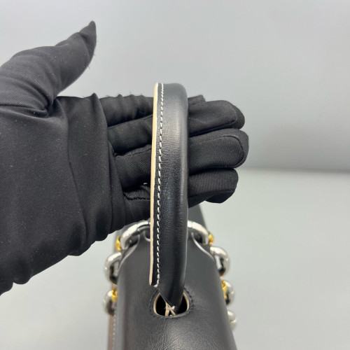 Louis Vuitton Chain It PM Monogram Brown