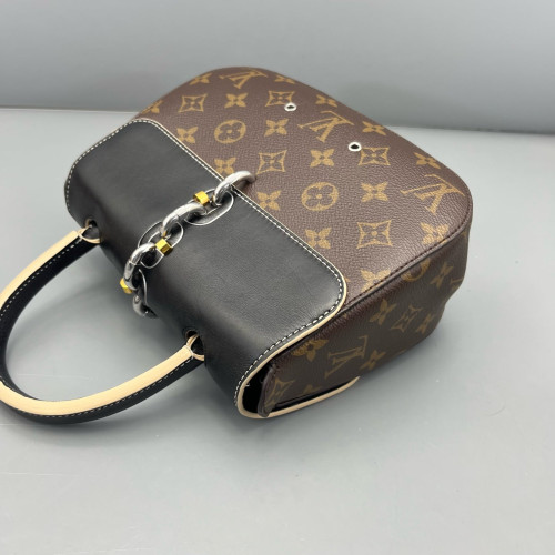 Louis Vuitton Chain It PM Monogram Brown