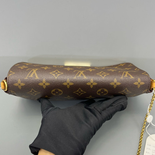 Louis Vuitton Favorite MM Monogram Brown