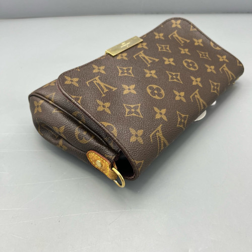 Louis Vuitton Favorite MM Monogram Brown
