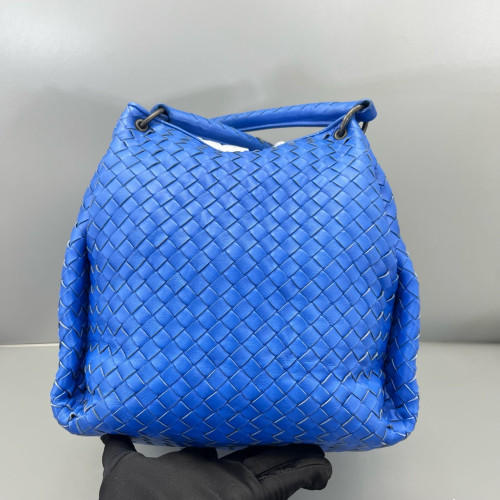 Bottega Veneta Medium Campana Hobo Calfskin Intrecciato Blue