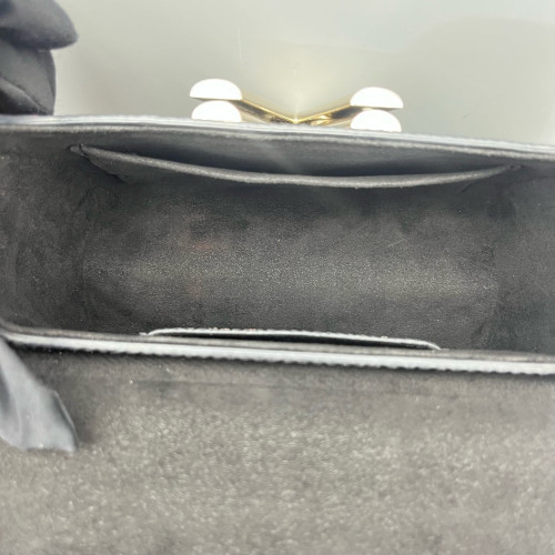 Louis Vuitton Twist PM Epi Black