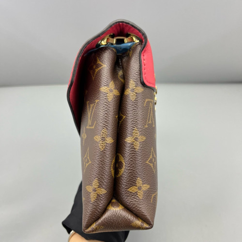 Louis Vuitton Pallas Chain Monogram Brown