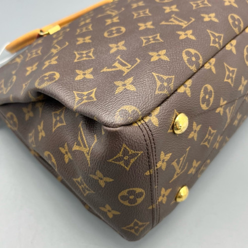 Louis Vuitton Pallas Monogram Brown