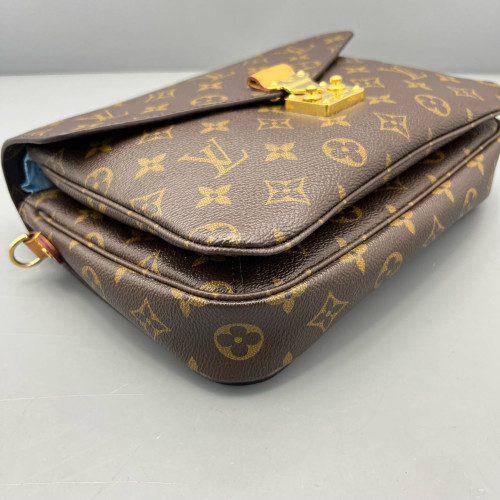 Louis Vuitton Pochette Metis Monogram Brown