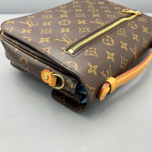 Louis Vuitton Pochette Metis Monogram Brown