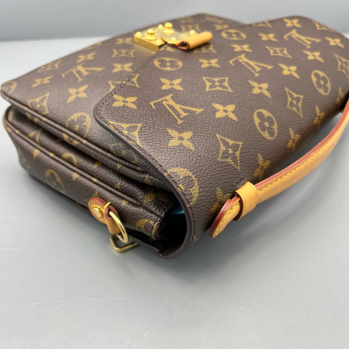 Louis Vuitton Pochette Metis Monogram Brown