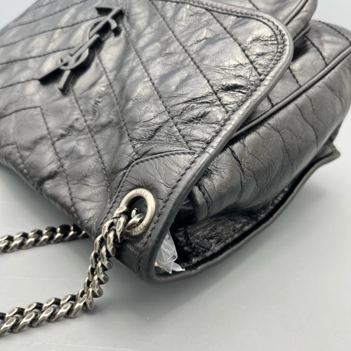 Yves Saint Laurent Medium Niki Messenger Pull Up Leather Black